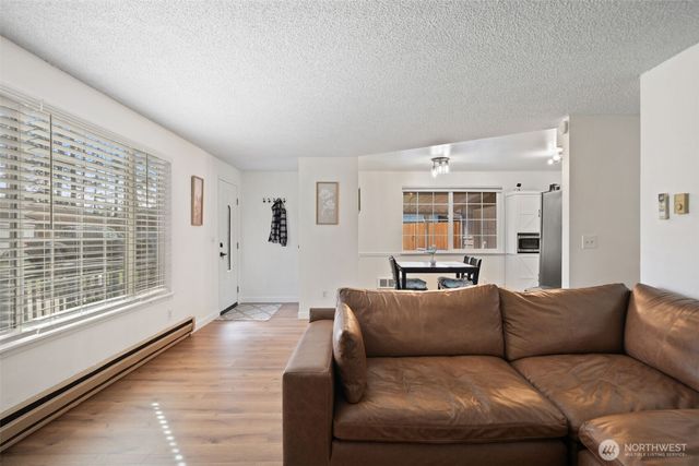 20 E Oak Place, Shelton, WA 98584
