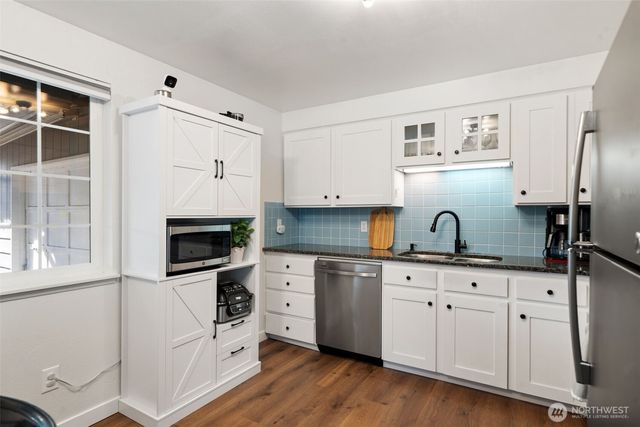 20 E Oak Place, Shelton, WA 98584