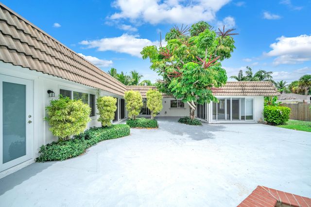 1424 SW 13th Drive 1424, Boca Raton, FL 33486