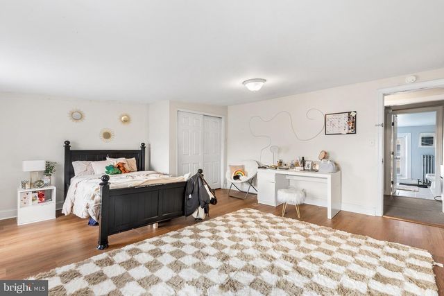 113 SEVILLE ST, Philadelphia, PA 19127