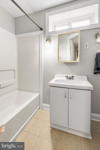 113 SEVILLE ST, Philadelphia, PA 19127