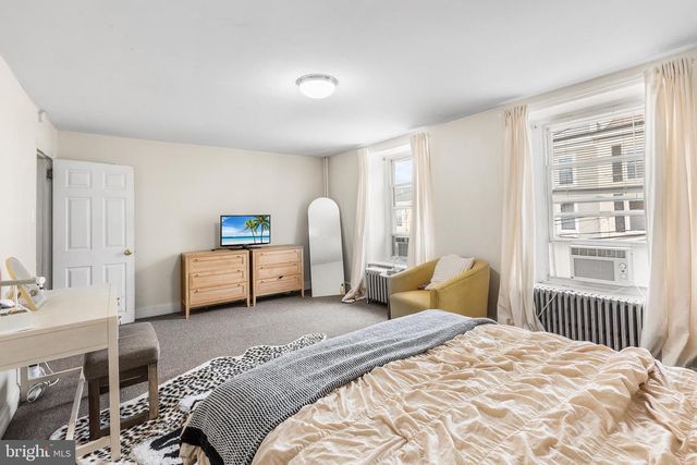 113 SEVILLE ST, Philadelphia, PA 19127