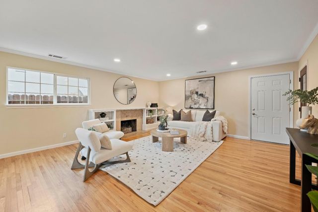 963 Connie Drive, Campbell, CA 95008