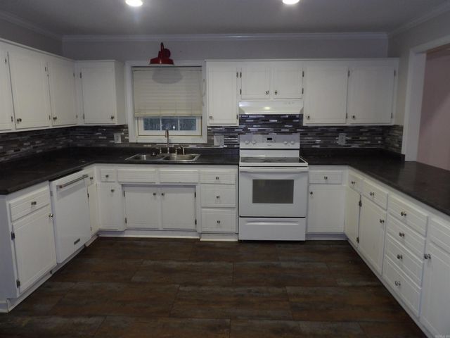 161 Windy Hills Lane, Monticello, AR 71655