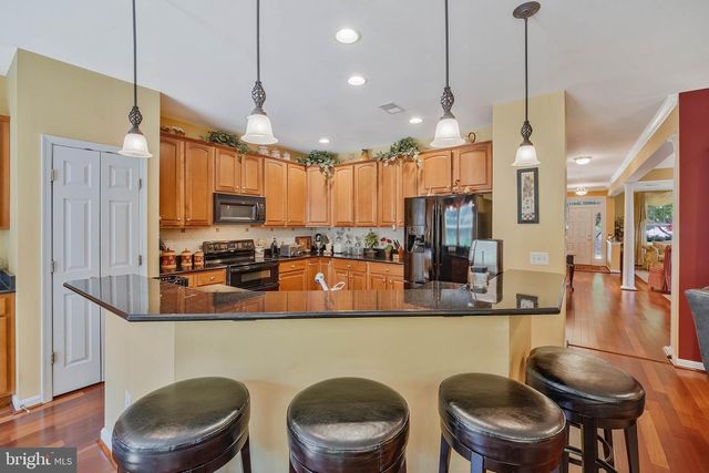 17253 FOUR SEASONS DR, Dumfries, VA 22025