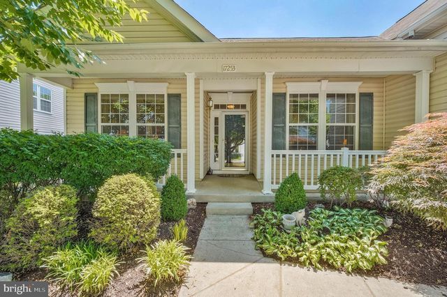 17253 FOUR SEASONS DR, Dumfries, VA 22025