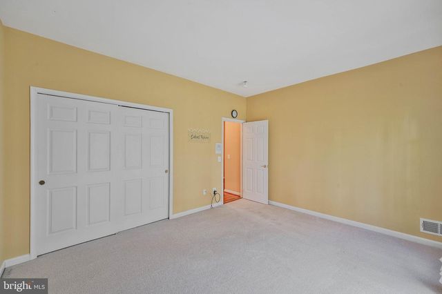 17253 FOUR SEASONS DR, Dumfries, VA 22025