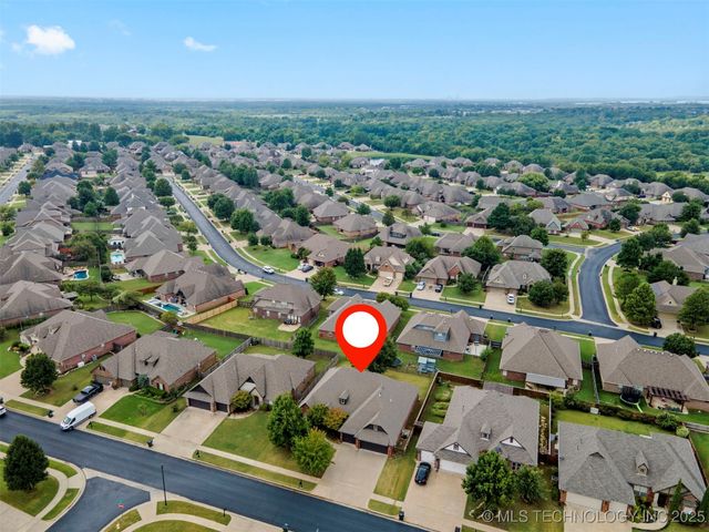 9408 N 96th East Avenue, Owasso, OK 74055