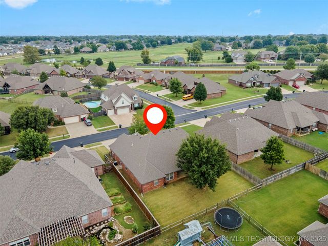 9408 N 96th East Avenue, Owasso, OK 74055