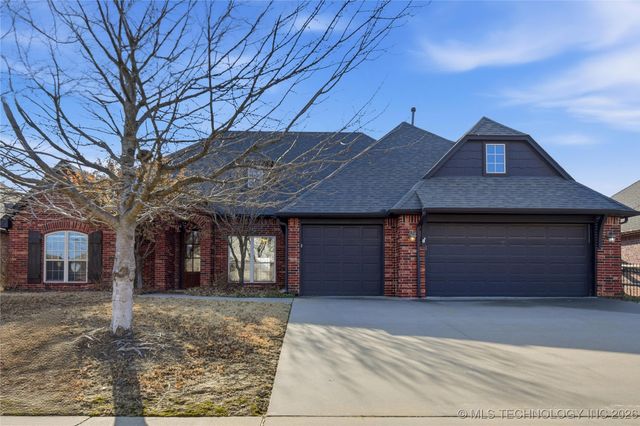 9408 N 96th East Avenue, Owasso, OK 74055