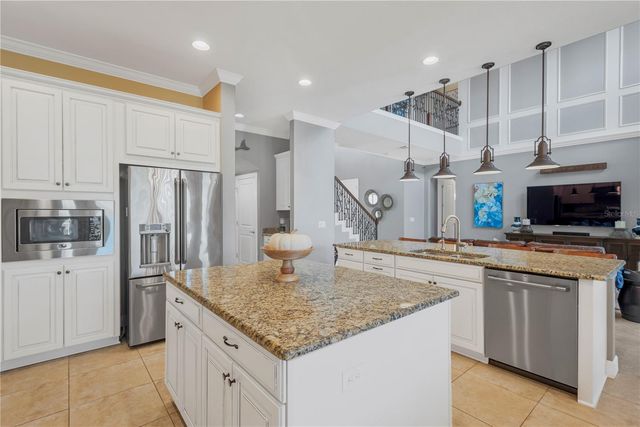 9127 TILLINGHAST DRIVE, Tampa, FL 33626