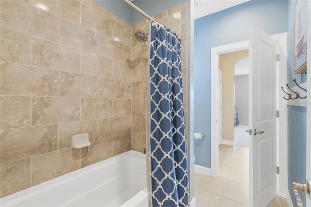 9127 TILLINGHAST DRIVE, Tampa, FL 33626