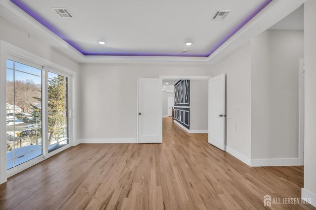 24 Norton Street, Edison, NJ 08820