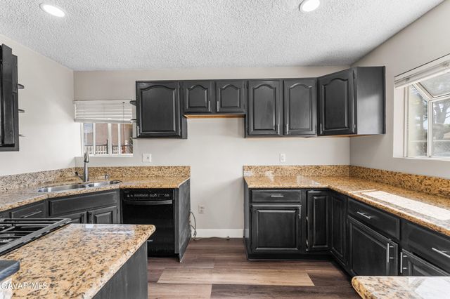 43028 W 45th Street, Lancaster, CA 93536