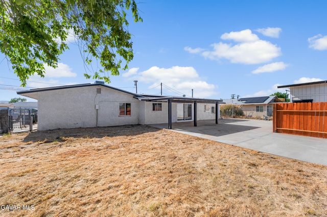 43028 W 45th Street, Lancaster, CA 93536