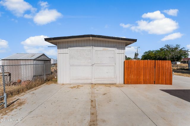 43028 W 45th Street, Lancaster, CA 93536