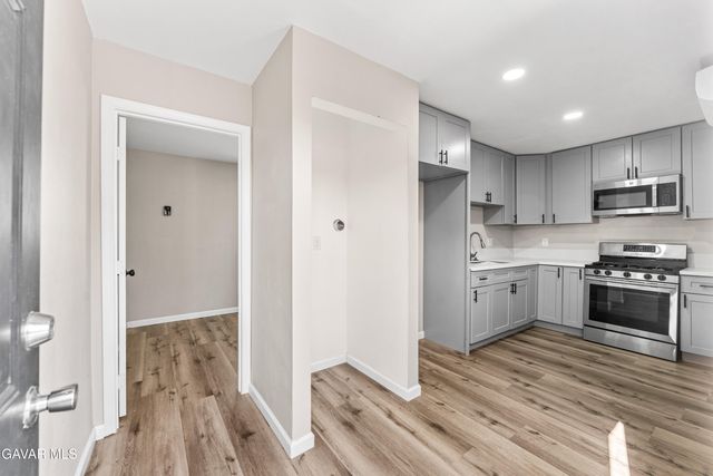 43028 W 45th Street, Lancaster, CA 93536