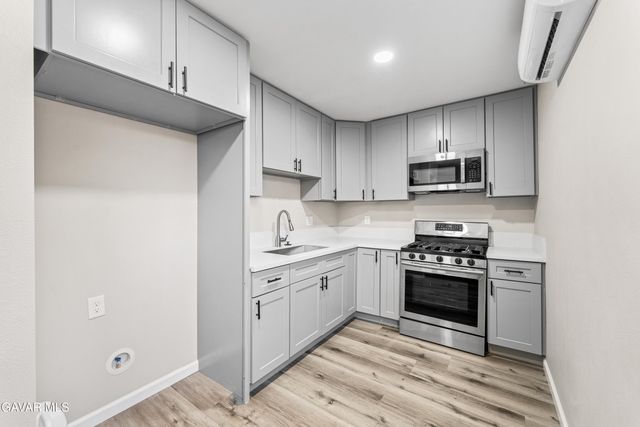43028 W 45th Street, Lancaster, CA 93536
