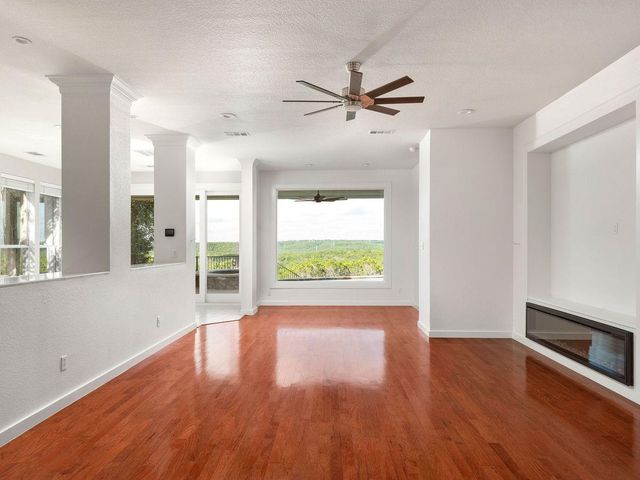 7319 Yaupon DR, Austin, TX 78759