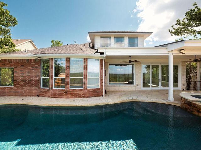 7319 Yaupon DR, Austin, TX 78759