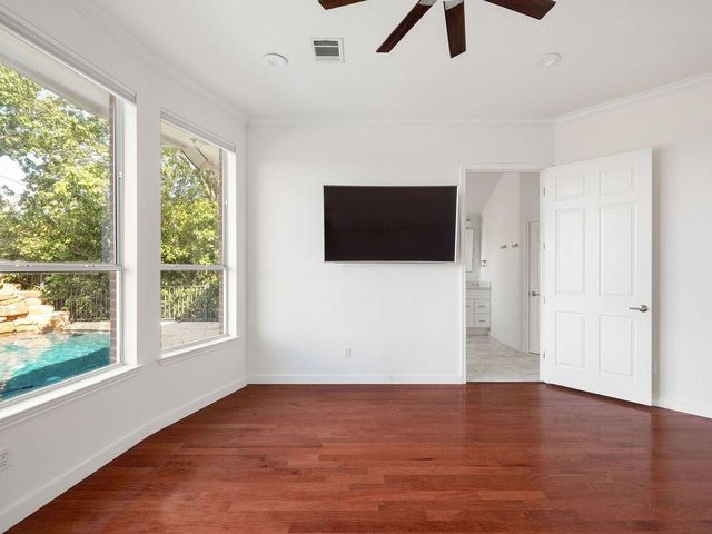 7319 Yaupon DR, Austin, TX 78759