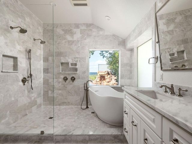 7319 Yaupon DR, Austin, TX 78759