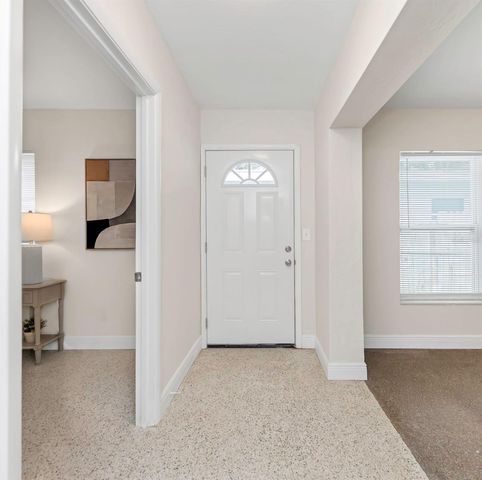 4658 25TH AVENUE S, St Petersburg, FL 33711