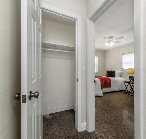 4658 25TH AVENUE S, St Petersburg, FL 33711