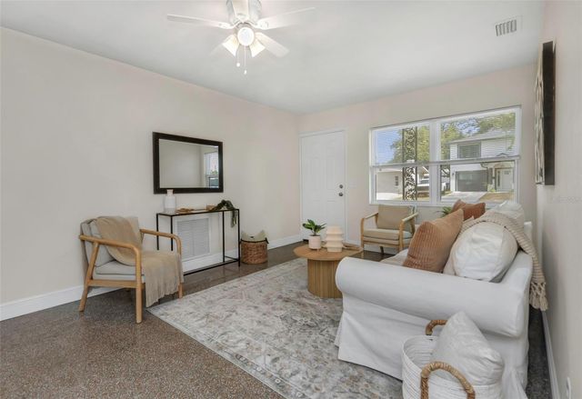 4658 25TH AVENUE S, St Petersburg, FL 33711