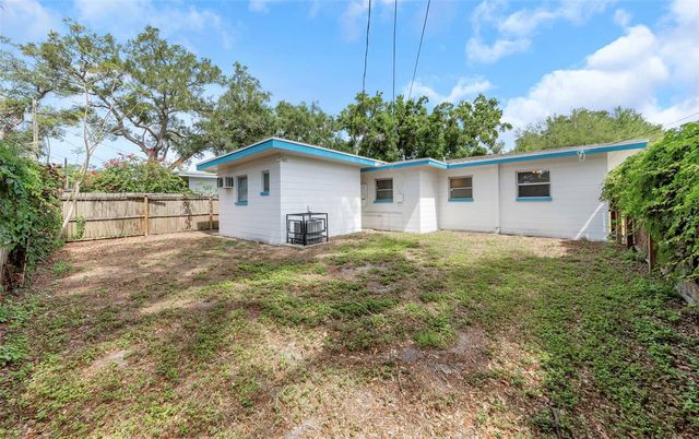 4658 25TH AVENUE S, St Petersburg, FL 33711