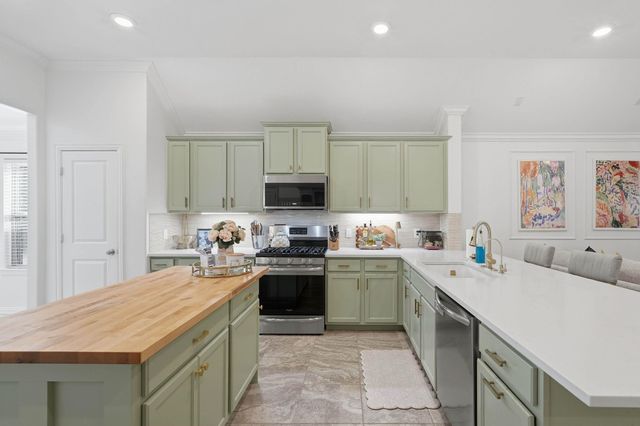 312 Fox Trail Road, Montgomery, TX 77316