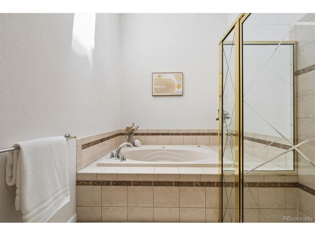 221 Jay St, Lakewood, CO 80226