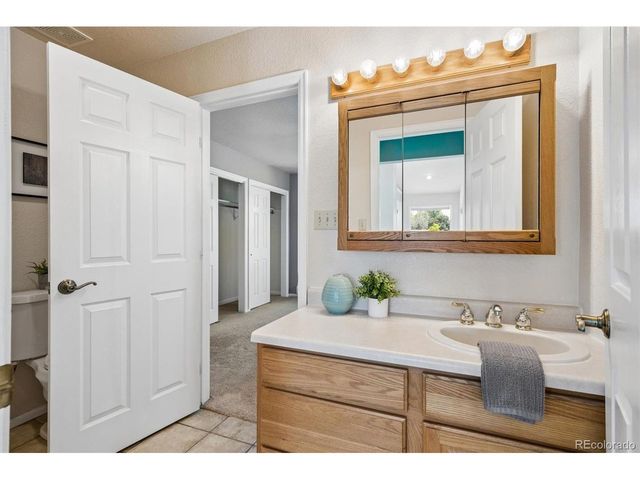 221 Jay St, Lakewood, CO 80226