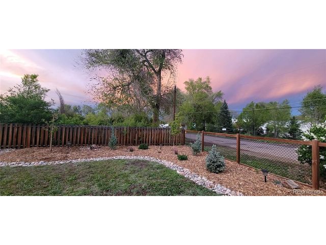 221 Jay St, Lakewood, CO 80226
