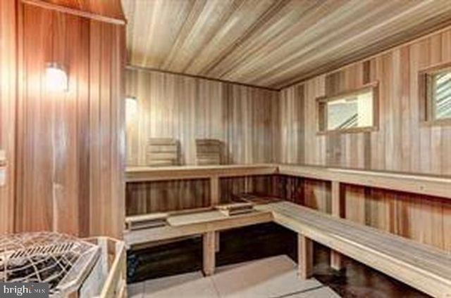 2291 KEW GARDENS DR, Woodbridge, VA 22191
