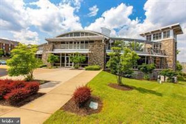 2291 KEW GARDENS DR, Woodbridge, VA 22191