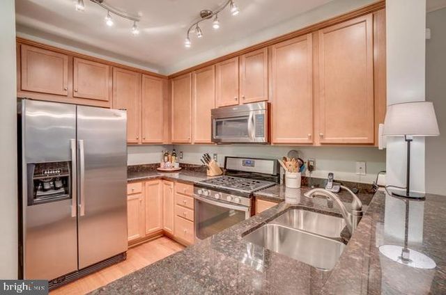 2291 KEW GARDENS DR, Woodbridge, VA 22191