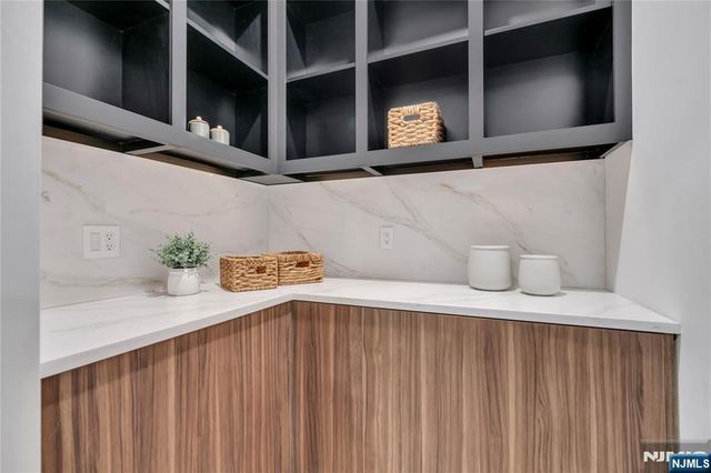 801 Godwin Road, Paramus, NJ 07652
