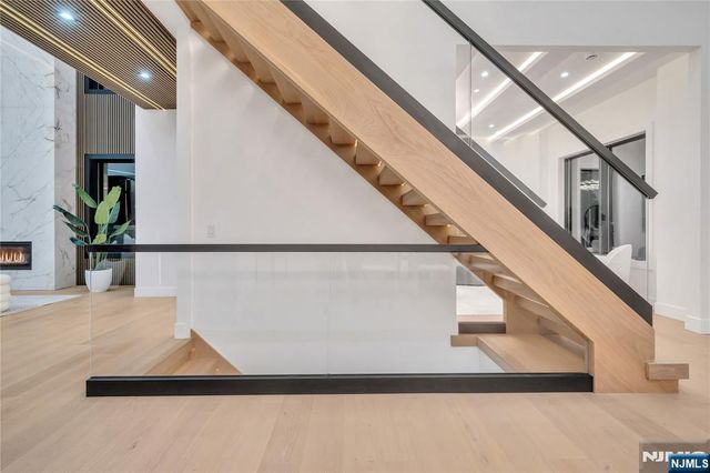 801 Godwin Road, Paramus, NJ 07652