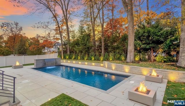 801 Godwin Road, Paramus, NJ 07652
