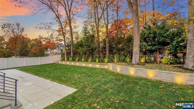 801 Godwin Road, Paramus, NJ 07652