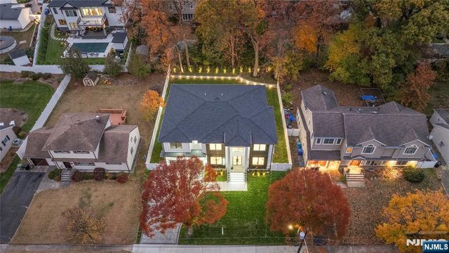 801 Godwin Road, Paramus, NJ 07652