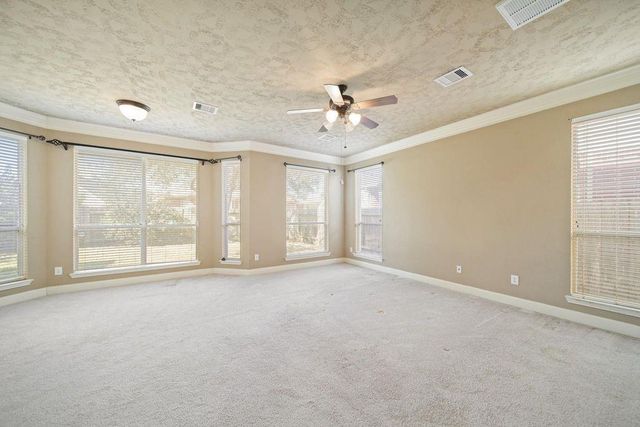 10015 Loch Courtney Lane, Houston, TX 77089
