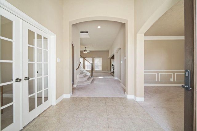 10015 Loch Courtney Lane, Houston, TX 77089