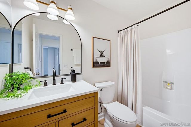 4502 Sierra Morena Ave, Carlsbad, CA 92010
