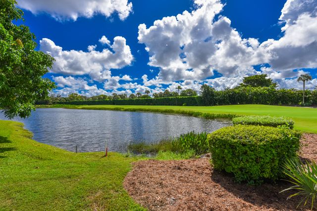 10754 Stonebridge Boulevard, Boca Raton, FL 33498