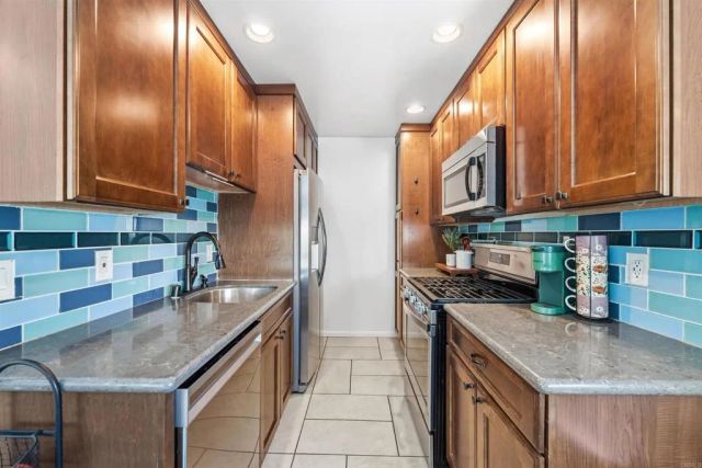 2135 E Valley 28, Escondido, CA 92027