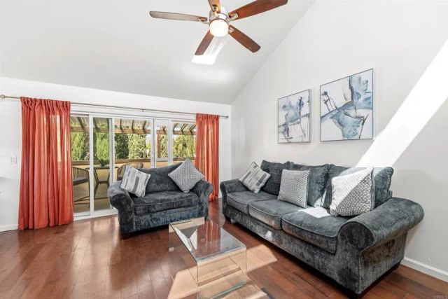 2135 E Valley 28, Escondido, CA 92027