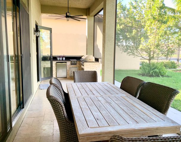 16831 Pavilion Way, Delray Beach, FL 33446