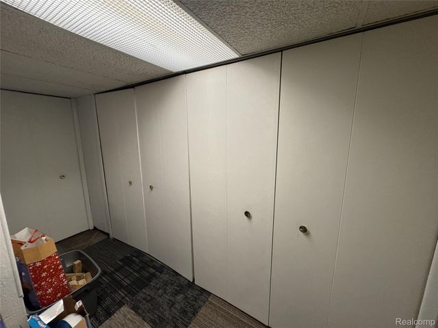 32974 Sheridan Street, Garden City, MI 48135